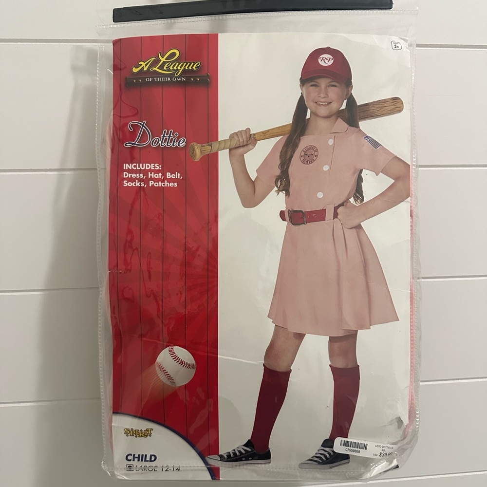 A league of their own Halloween costume DOTTIE